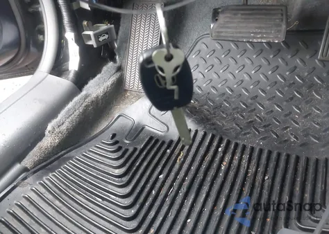 2006 Honda Accord 2.4 Ex from USA, damaged, VIN 1HGCM56846A049492